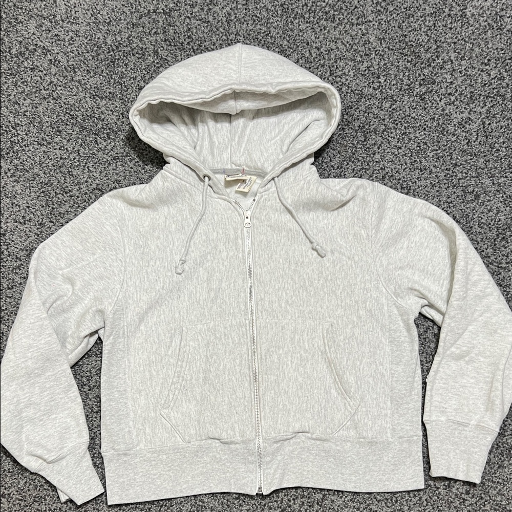 Champion Women's Light Grey Zip-up Sweater Size Medium EUC